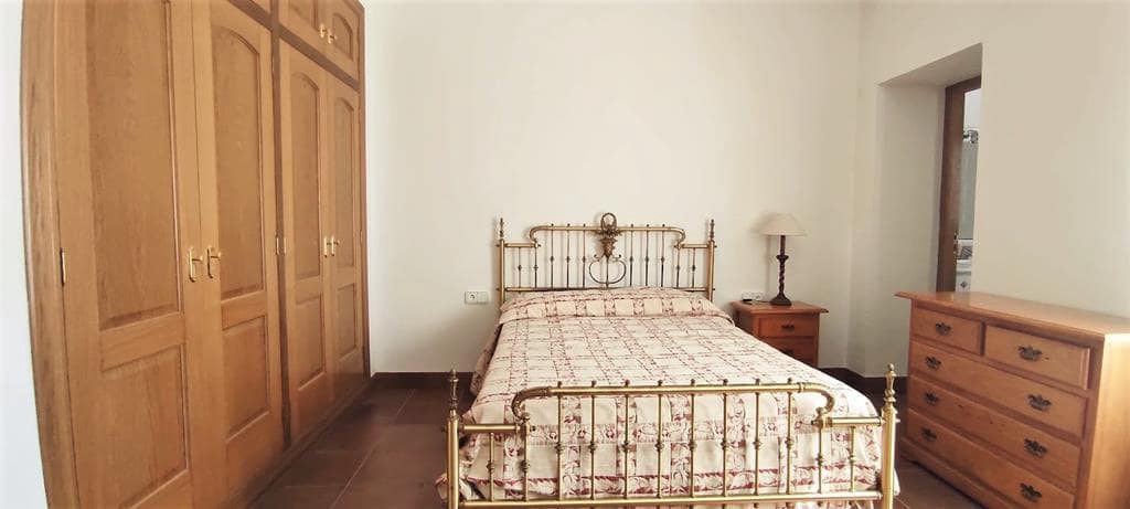9 bedroom Villa for sale in Muro de Alcoy with pool garage - € 975,000 (Ref: 9865766)
