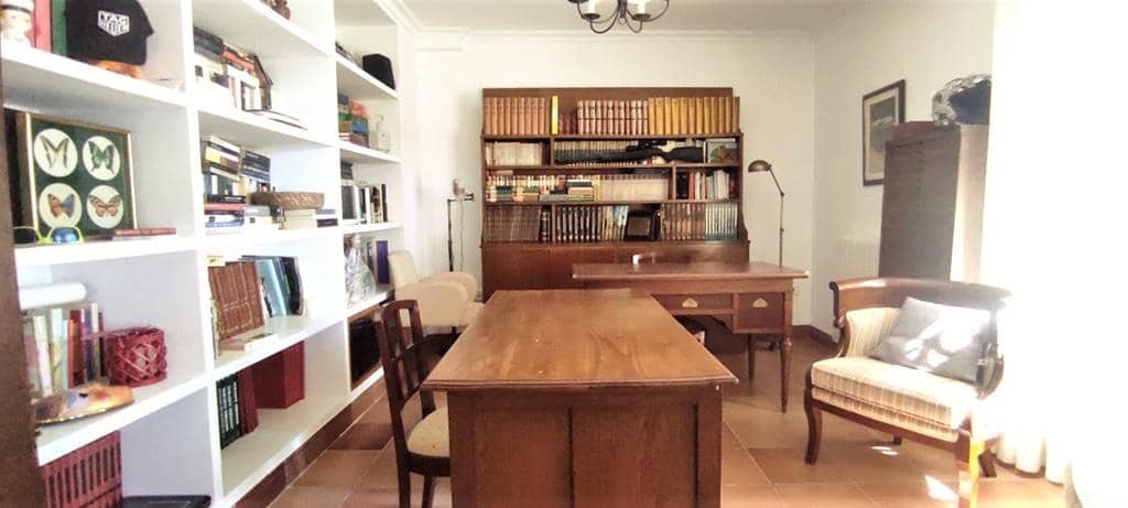 9 bedroom Villa for sale in Muro de Alcoy with pool garage - € 975,000 (Ref: 9865766)