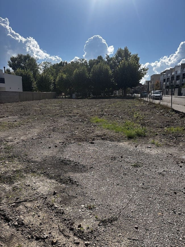Building Plot for sale in Muro de Alcoy - € 360,000 (Ref: 9865776)