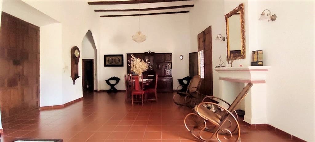 10 bedroom Villa for sale in Muro de Alcoy with garage - € 530,000 (Ref: 9865777)