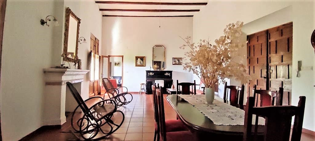 10 bedroom Villa for sale in Muro de Alcoy with garage - € 530,000 (Ref: 9865777)