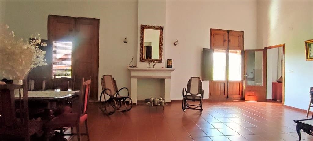 10 bedroom Villa for sale in Muro de Alcoy with garage - € 530,000 (Ref: 9865777)