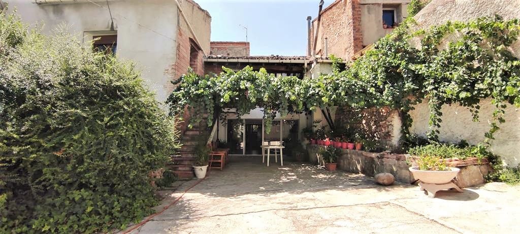 10 bedroom Villa for sale in Muro de Alcoy with garage - € 530,000 (Ref: 9865777)