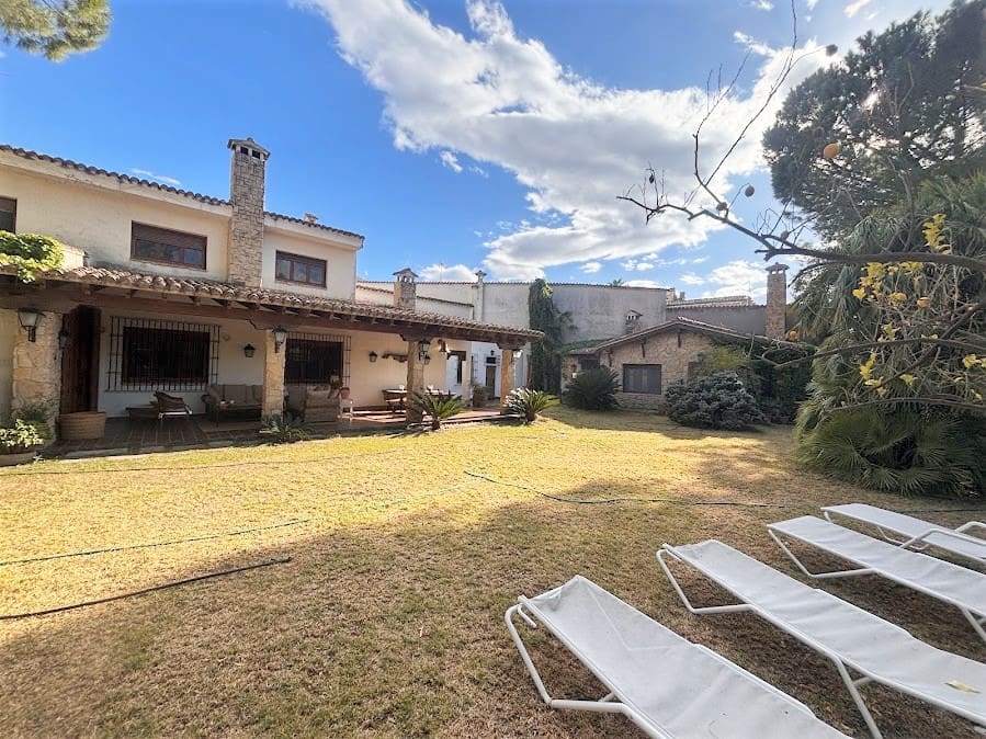 7 Zimmer Finca/Landgut zu verkaufen in Atzeneta d'Albaida mit Pool Garage - 480.000 € (Ref: 9865778)