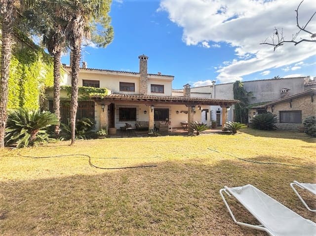 7 Zimmer Finca/Landgut zu verkaufen in Atzeneta d'Albaida mit Pool Garage - 480.000 € (Ref: 9865778)