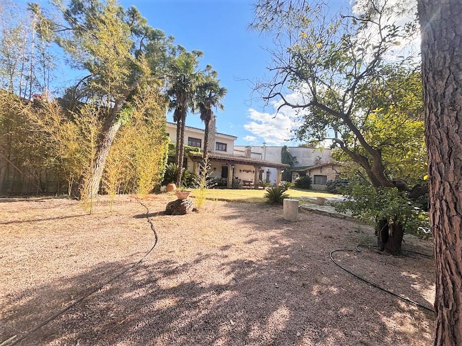 7 Zimmer Finca/Landgut zu verkaufen in Atzeneta d'Albaida mit Pool Garage - 480.000 € (Ref: 9865778)
