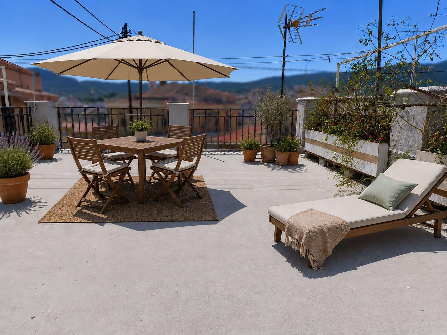 3 bedroom Flat for sale in Alcoy / Alcoi - € 109,500 (Ref: 9867927)