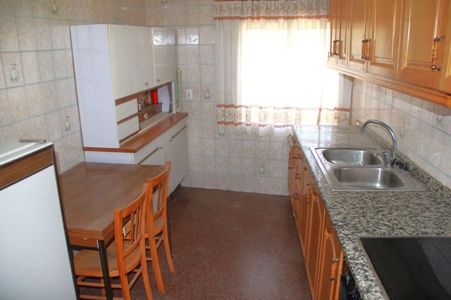 6 soverom Hus til salgs i Quatretondeta - € 79 000 (Ref: 9872513)
