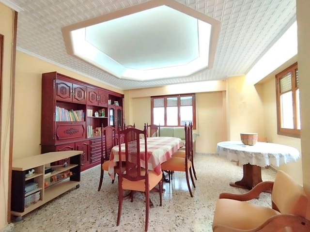 4 chambre Maison de Ville à vendre à Albaida avec garage - 205 000 € (Ref: 9872514)