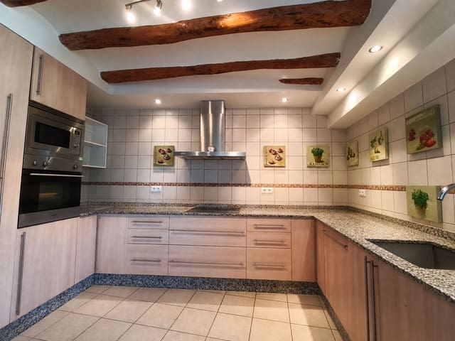 4 slaapkamer Huis te koop in Benilloba - € 195.000 (Ref: 9876828)