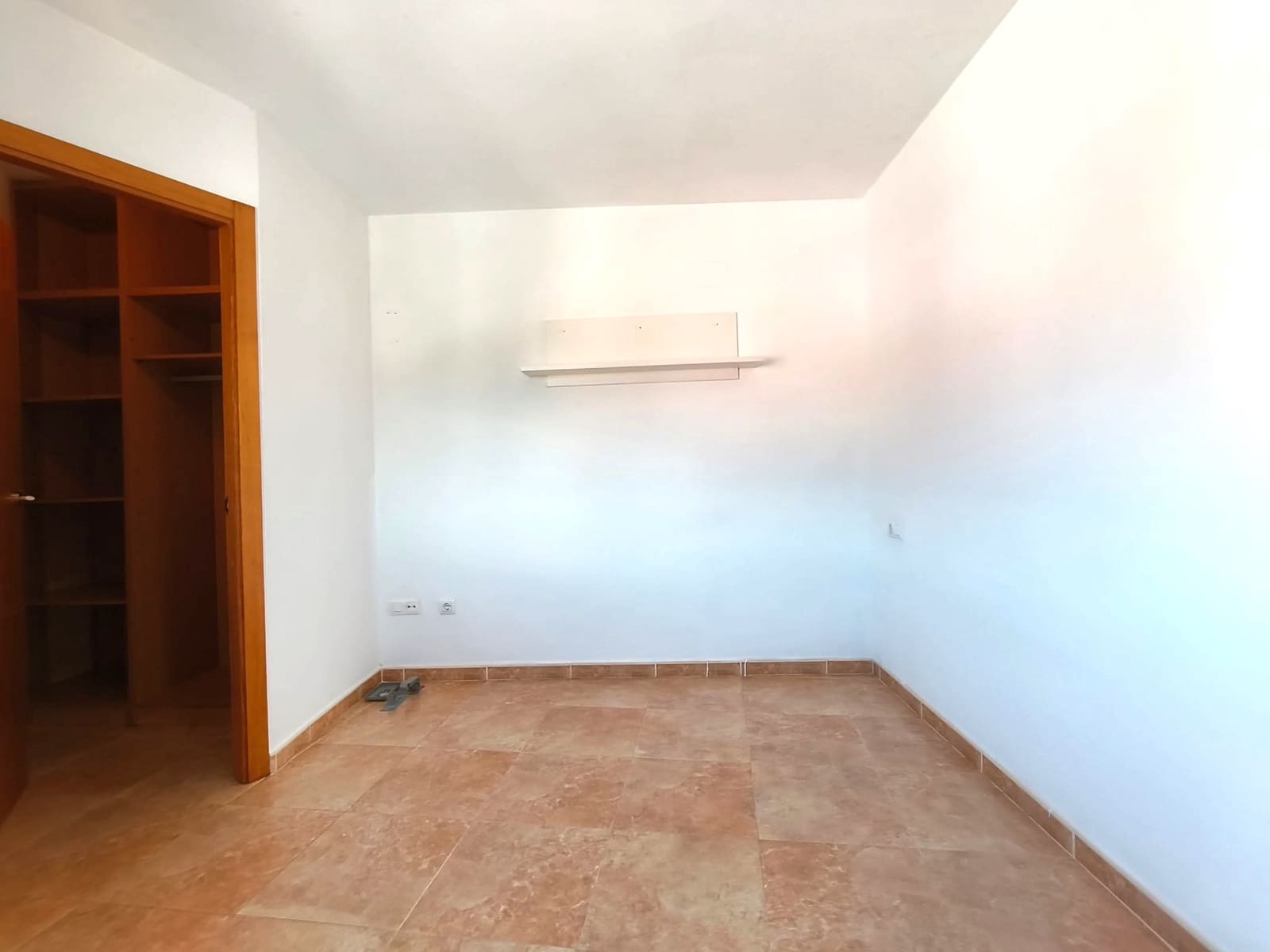 2 sypialnia Dom szeregowy do wynajęcia w Cocentaina z garażem - 600 € (Ref: 9882420)