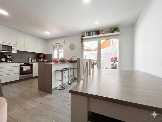 3 soverom Rekkehus til salgs i Muro de Alcoy - € 140 000 (Ref: 9892681)