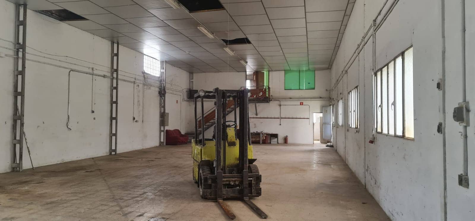 Gewerbe zu verkaufen in Muro de Alcoy - 130.000 € (Ref: 9897231)