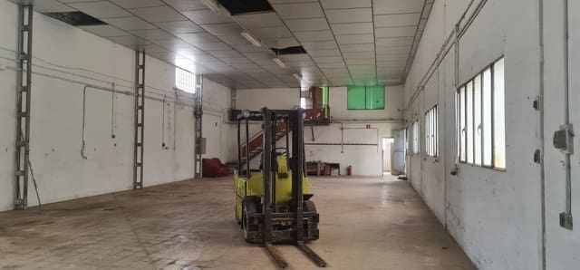 Gewerbe zu verkaufen in Muro de Alcoy - 130.000 € (Ref: 9897231)