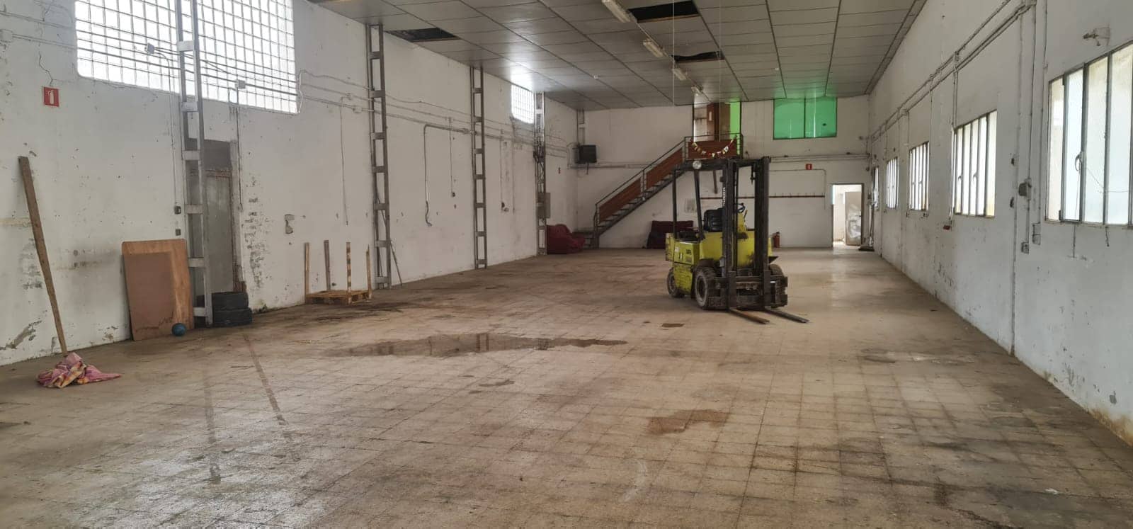 Gewerbe zu verkaufen in Muro de Alcoy - 130.000 € (Ref: 9897231)
