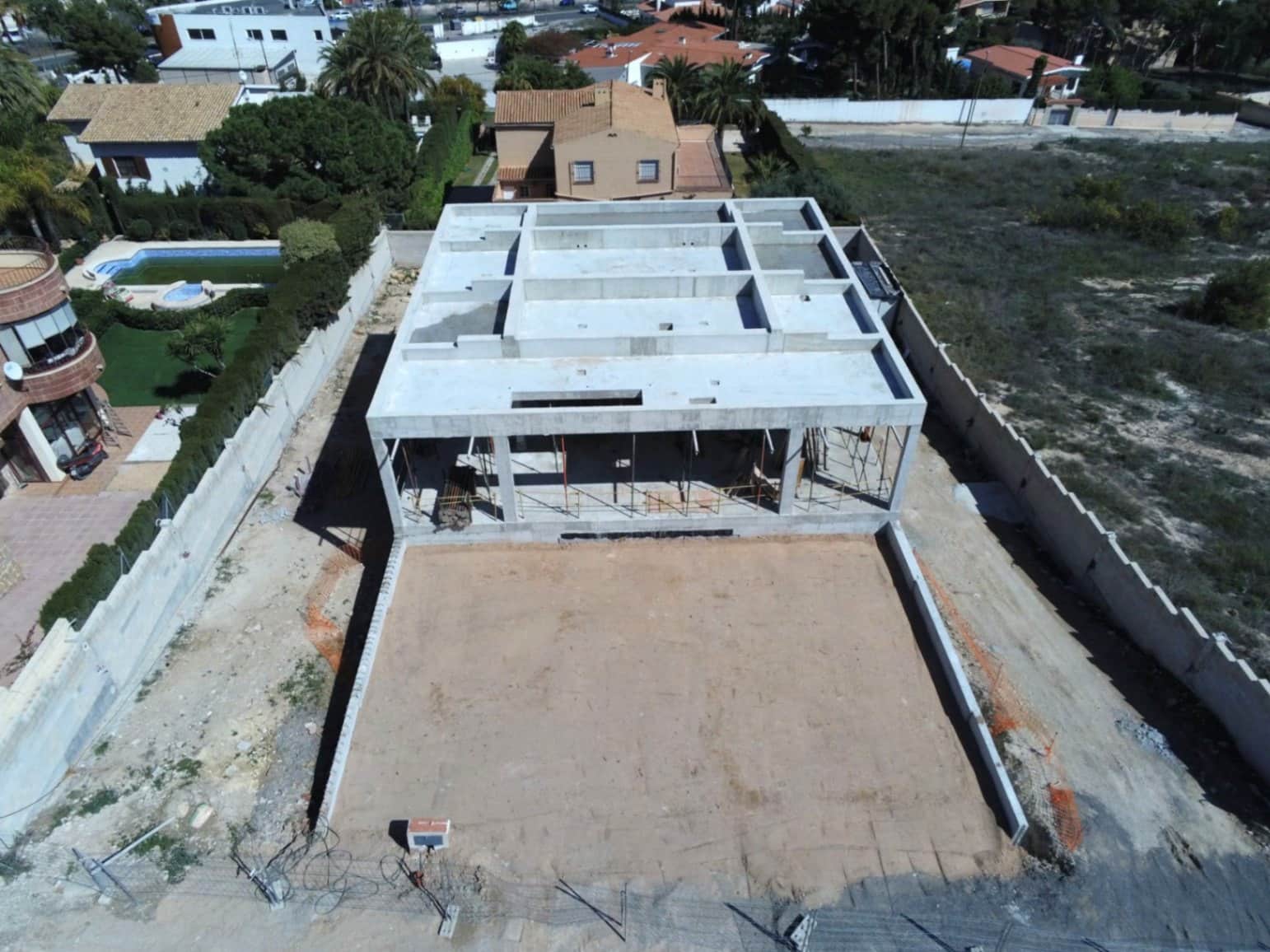 5 slaapkamer Villa te koop in Alicante stad met zwembad garage - € 2.250.000 (Ref: 9953055)