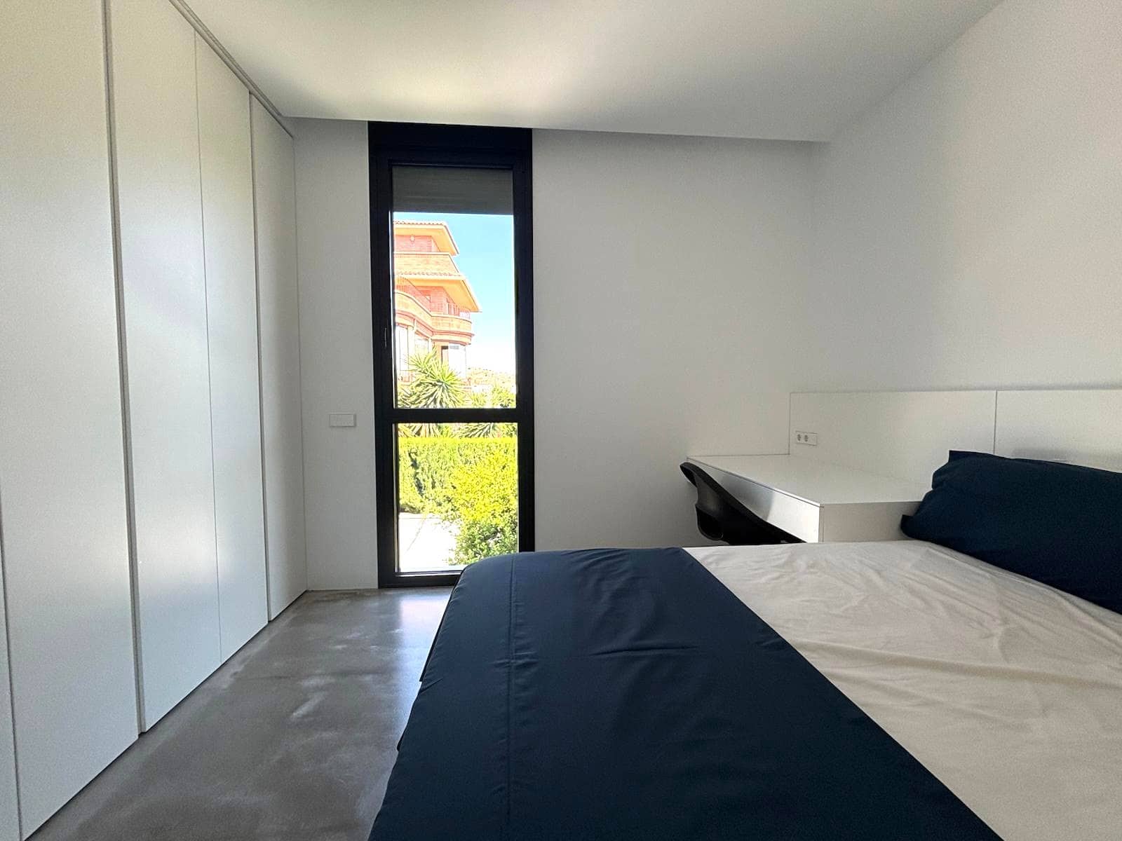 5 slaapkamer Villa te koop in Alicante stad met zwembad garage - € 2.250.000 (Ref: 9953055)