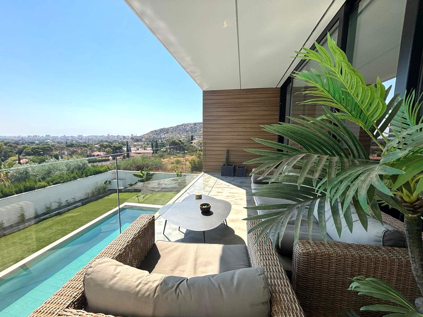 5 slaapkamer Villa te koop in Alicante stad met zwembad garage - € 2.250.000 (Ref: 9953055)