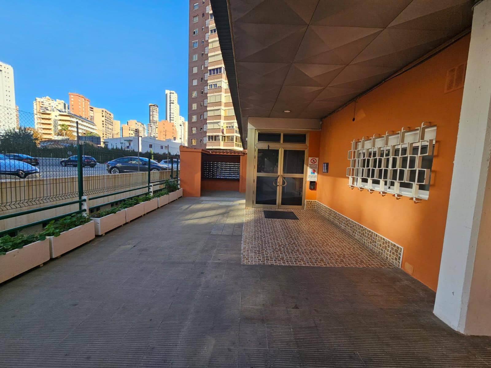 1 soverom Studio til salgs i Benidorm med svømmebasseng - € 168 500 (Ref: 9671011)