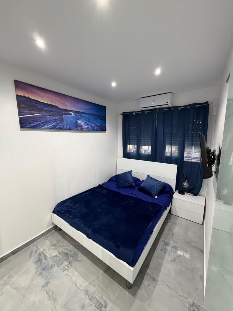 1 bedroom Studio for sale in Benidorm with pool - € 157,500 (Ref: 9671011)