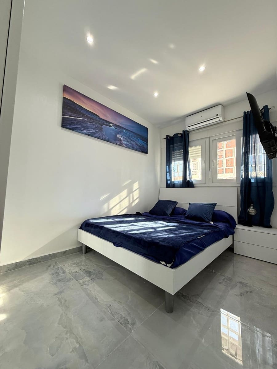 1 bedroom Studio for sale in Benidorm with pool - € 157,500 (Ref: 9671011)