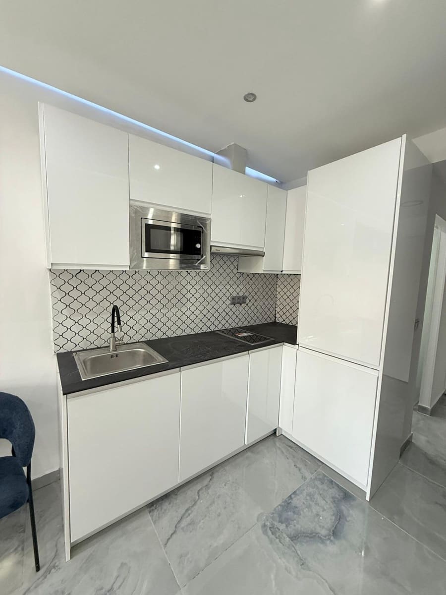 1 bedroom Studio for sale in Benidorm with pool - € 157,500 (Ref: 9671011)