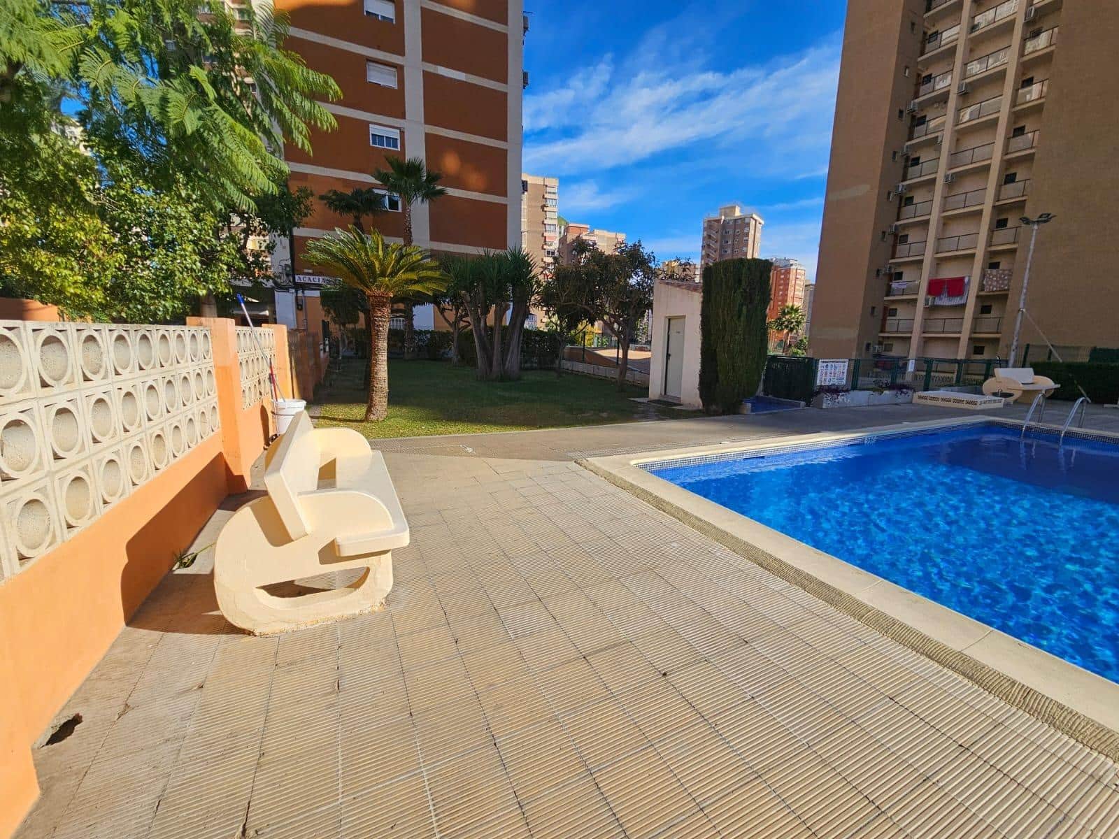 1 bedroom Studio for sale in Benidorm with pool - € 157,500 (Ref: 9671011)