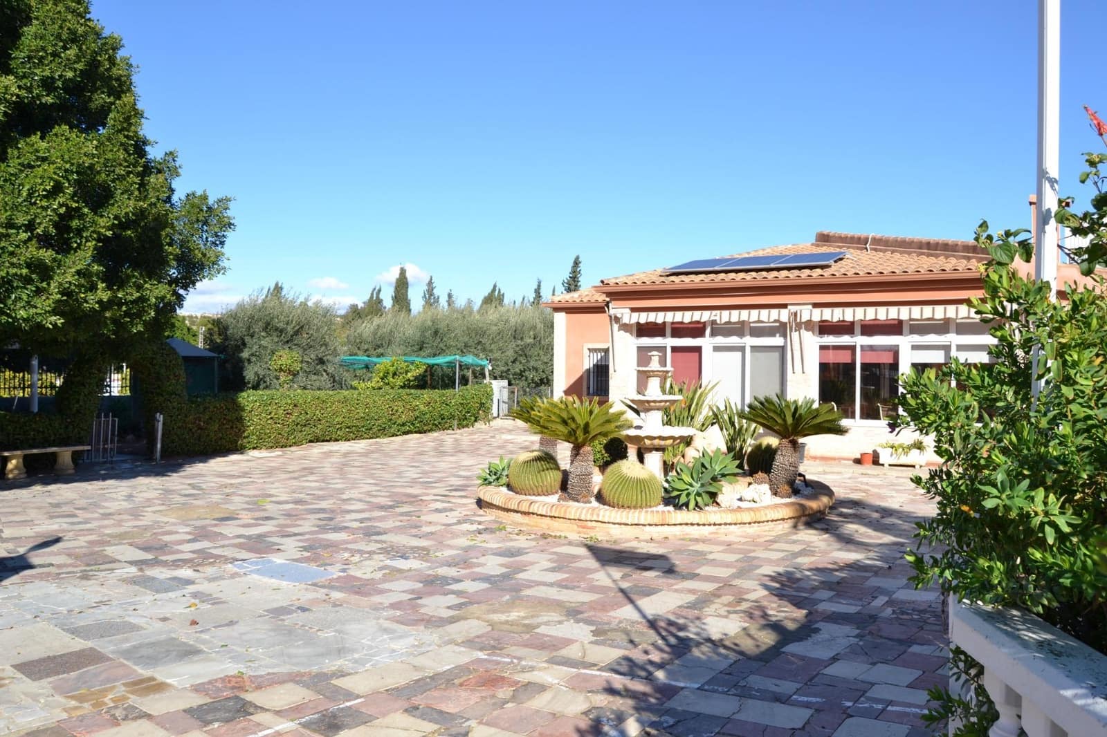 3 slaapkamer Villa te koop in Elche / Elx met zwembad garage - € 339.000 (Ref: 9671012)