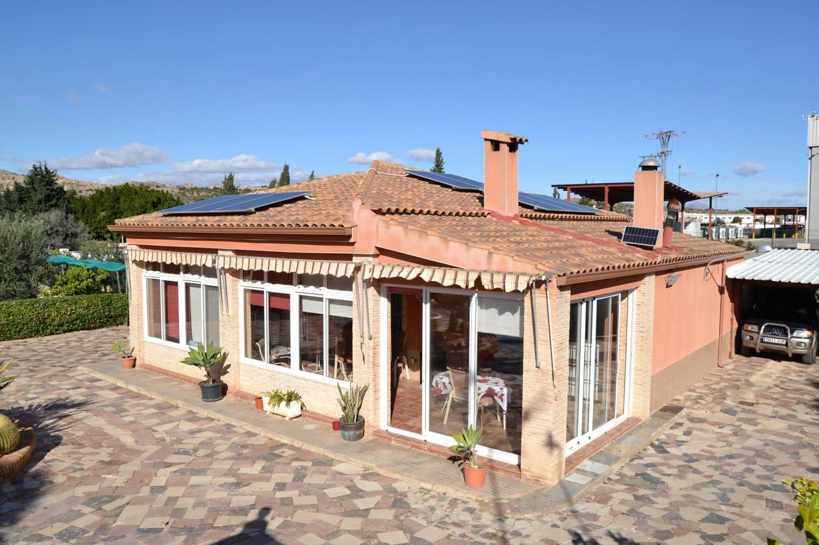 3 slaapkamer Villa te koop in Elche / Elx met zwembad garage - € 339.000 (Ref: 9671012)