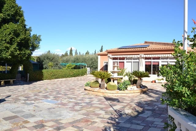 3 slaapkamer Villa te koop in Elche / Elx met zwembad garage - € 339.000 (Ref: 9671012)