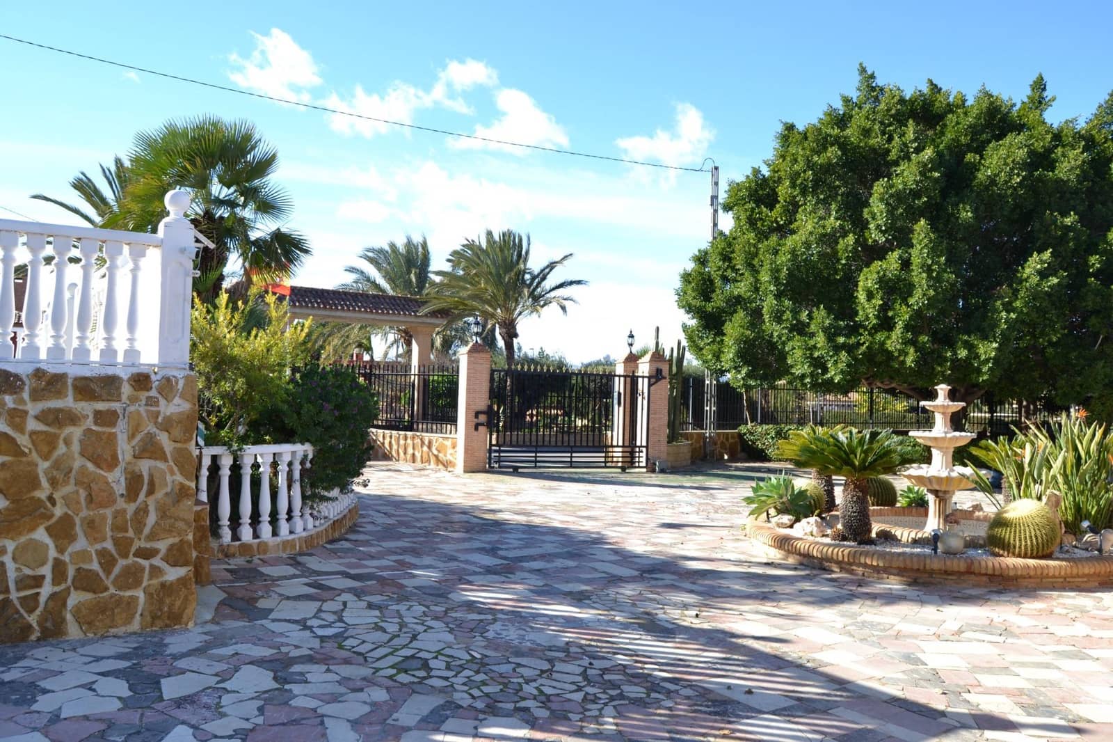 3 slaapkamer Villa te koop in Elche / Elx met zwembad garage - € 339.000 (Ref: 9671012)