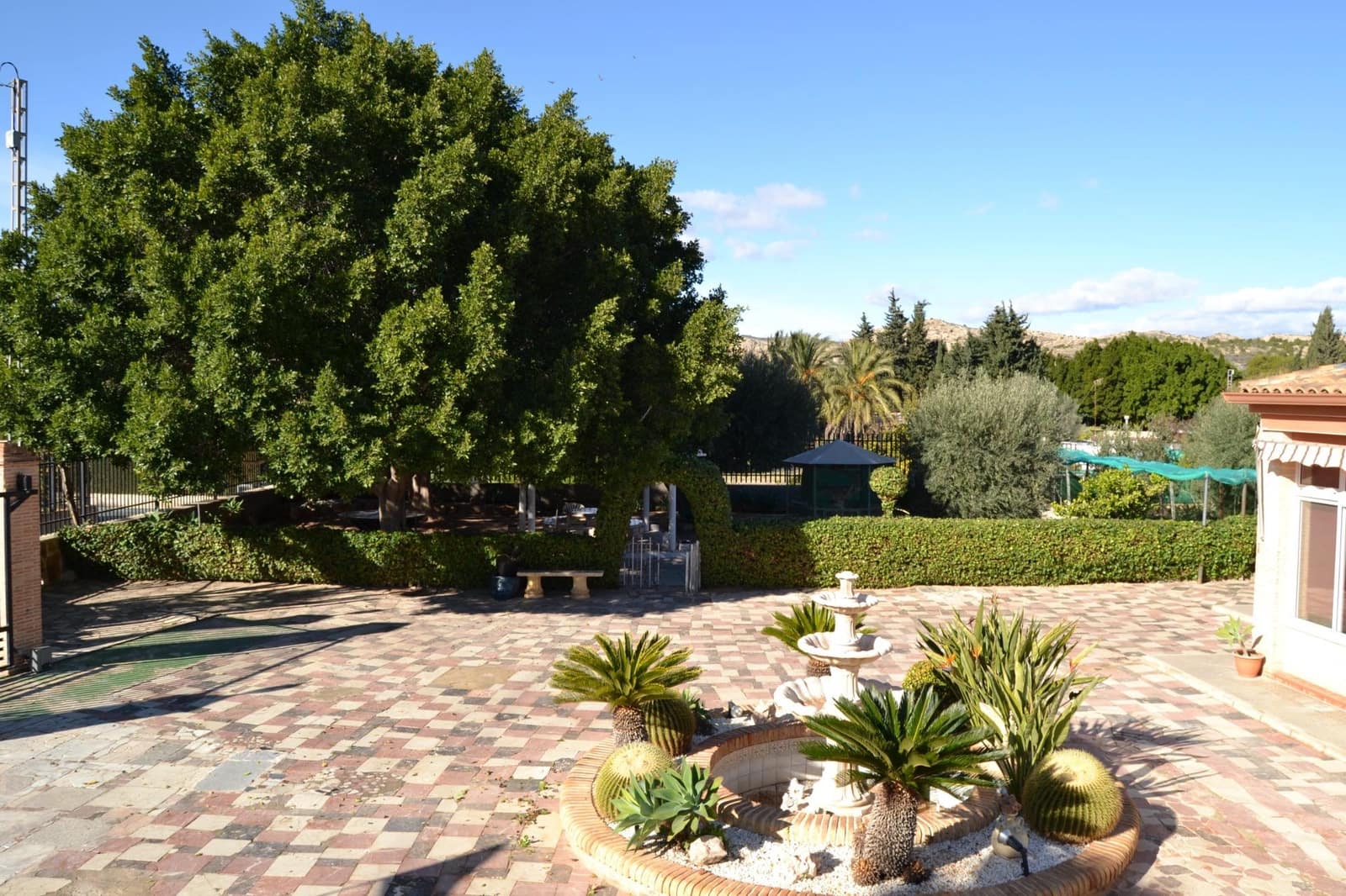 3 slaapkamer Villa te koop in Elche / Elx met zwembad garage - € 339.000 (Ref: 9671012)