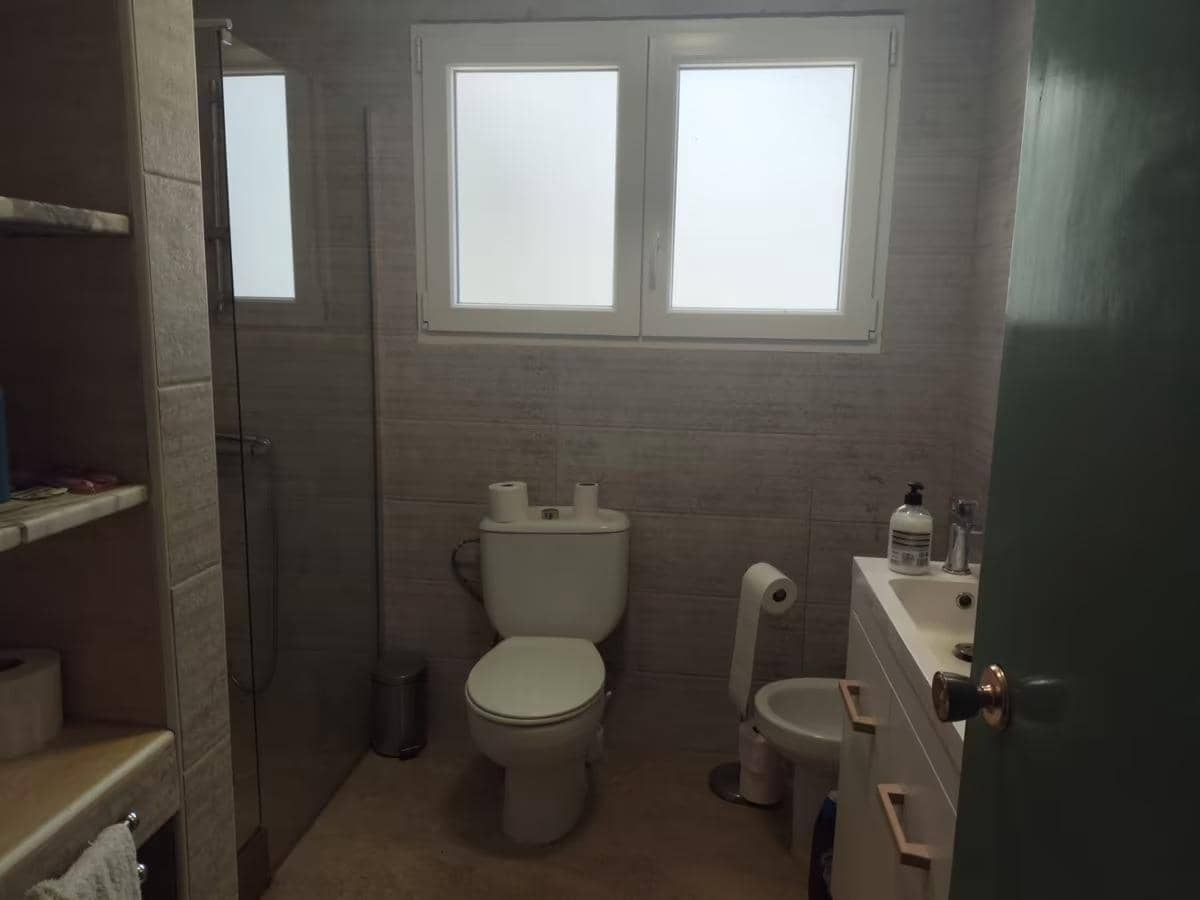 7 makuuhuone Huvila myytävänä paikassa Perleta mukana uima-altaan 
autotalli - 415 000 € (Ref: 9671013)