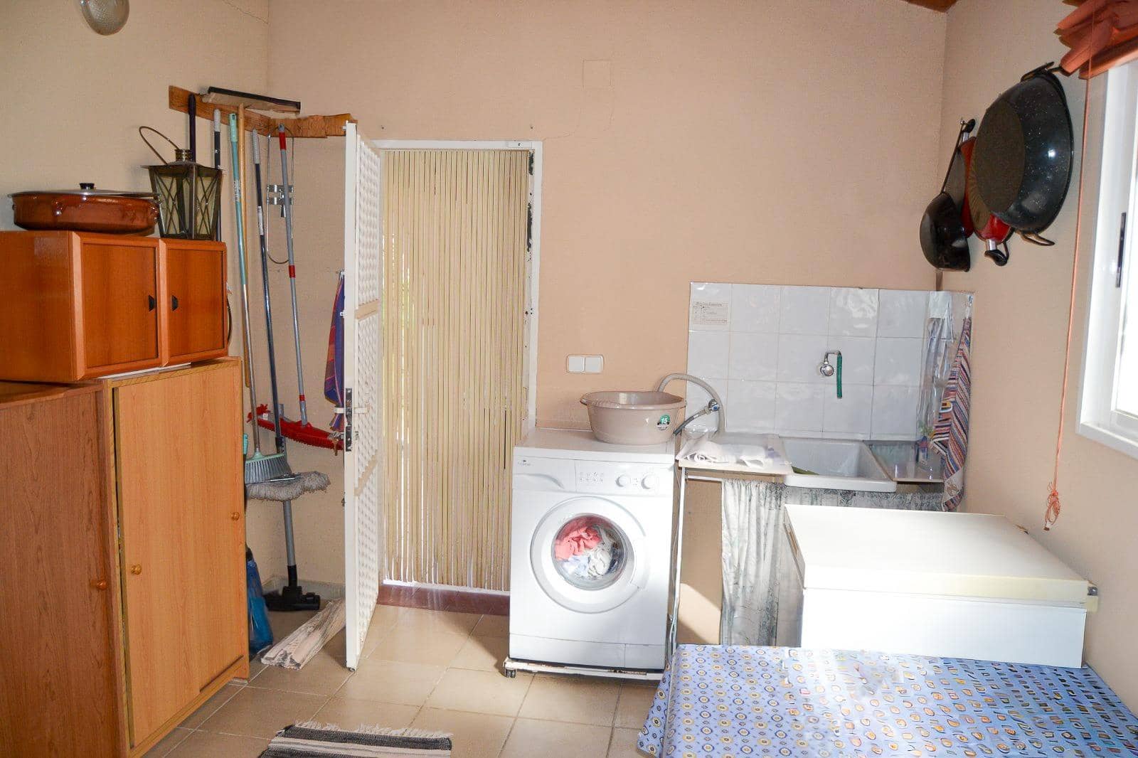 4 bedroom Villa for sale in Rojales with pool garage - € 380,000 (Ref: 9671015)