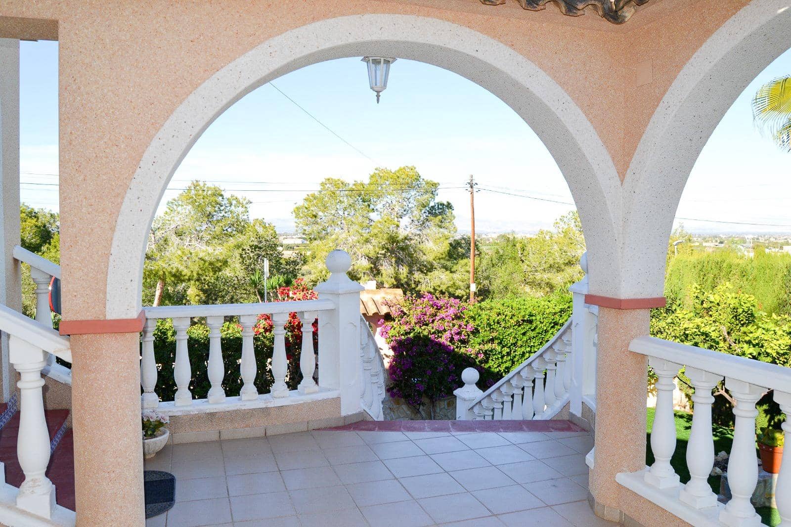 4 bedroom Villa for sale in Rojales with pool garage - € 380,000 (Ref: 9671015)