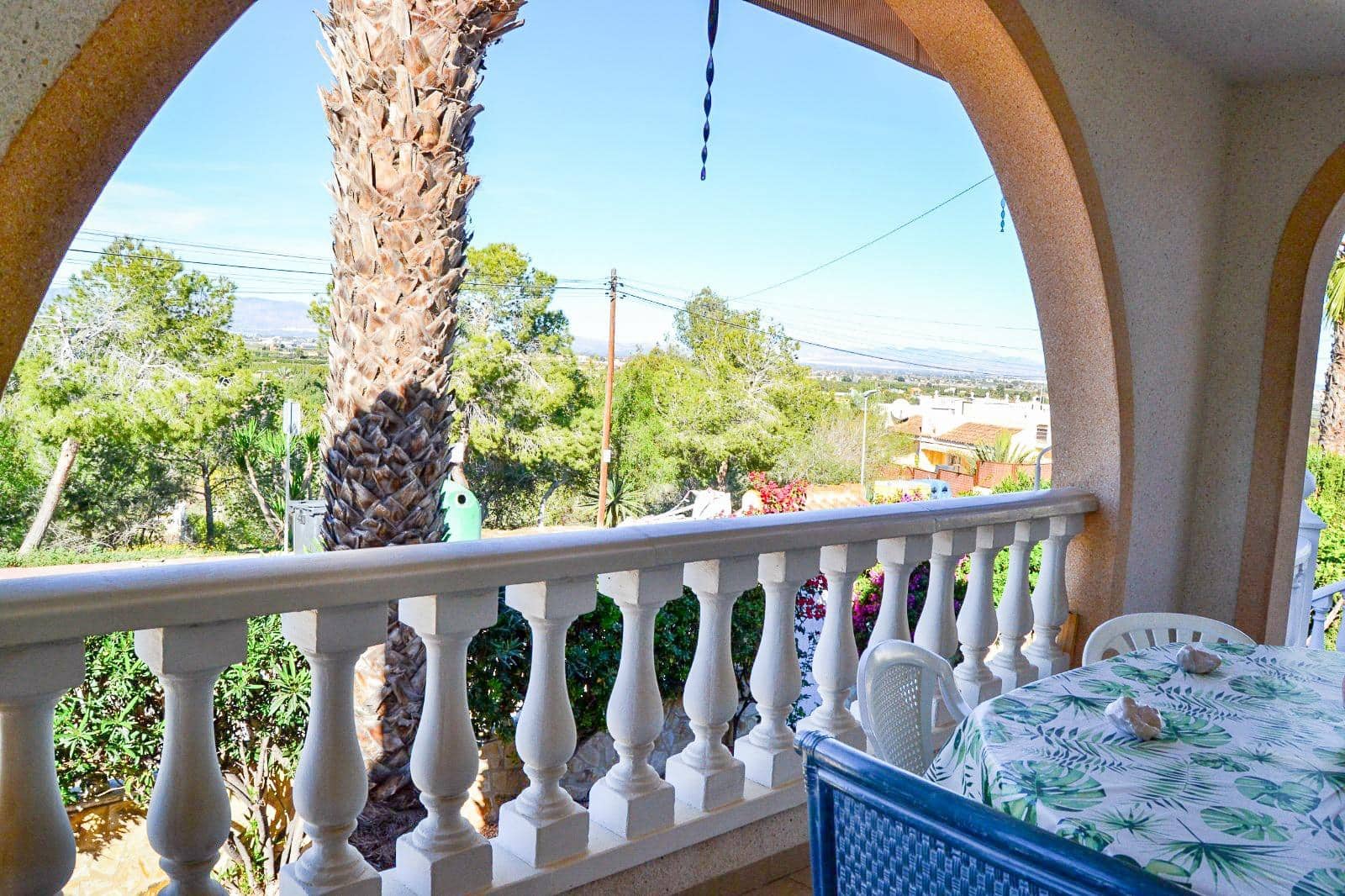 4 bedroom Villa for sale in Rojales with pool garage - € 380,000 (Ref: 9671015)