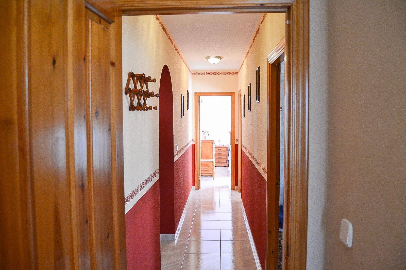 4 bedroom Villa for sale in Rojales with pool garage - € 380,000 (Ref: 9671015)