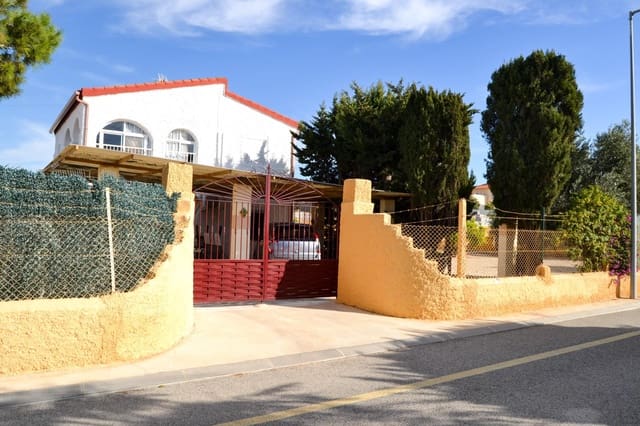 4 bedroom Villa for sale in San Fulgencio with garage - € 325,000 (Ref: 9671016)