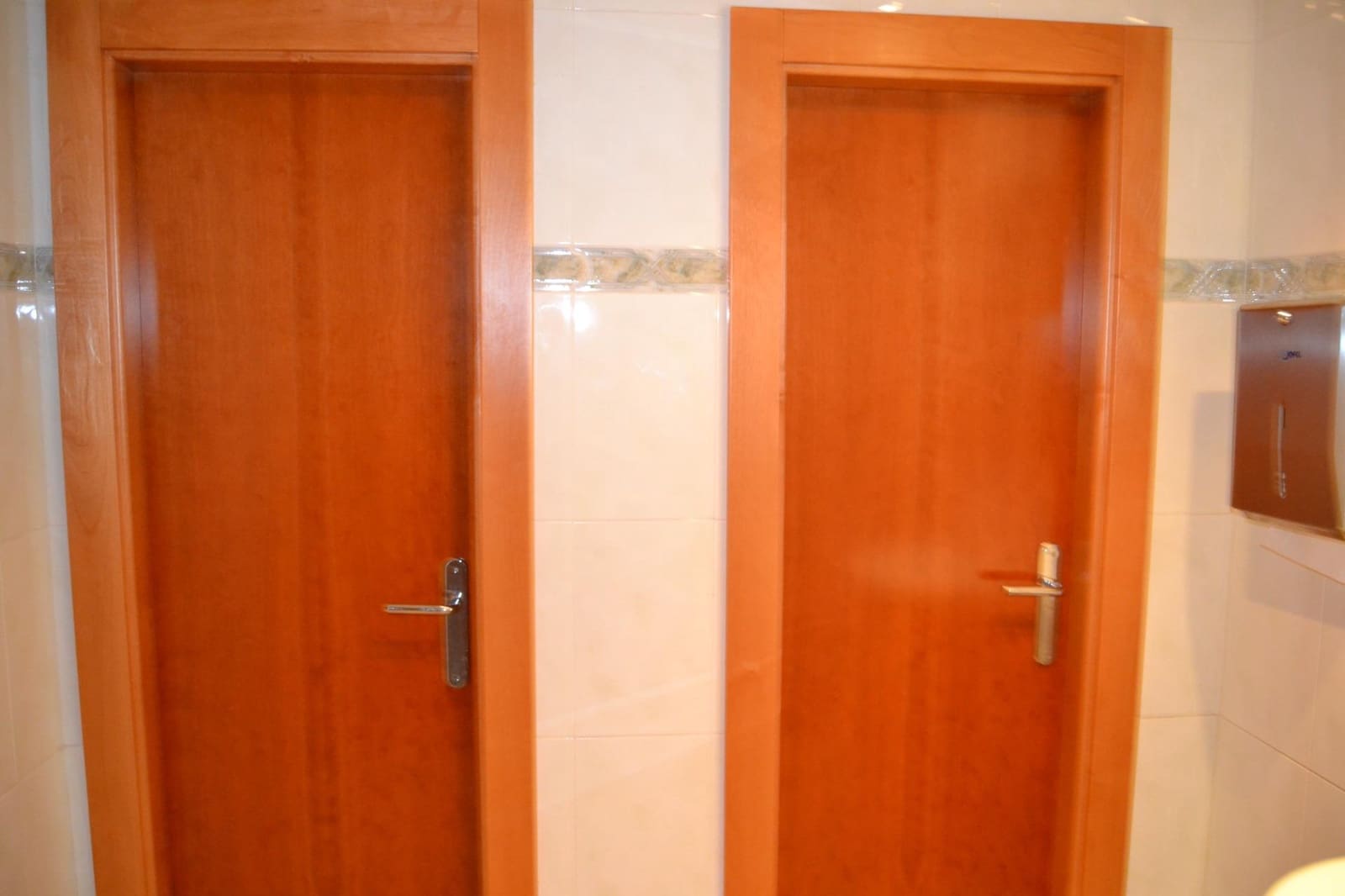 1 soveværelse Kontor til leje i Elche / Elx - € 1.500 (Ref: 9671019)