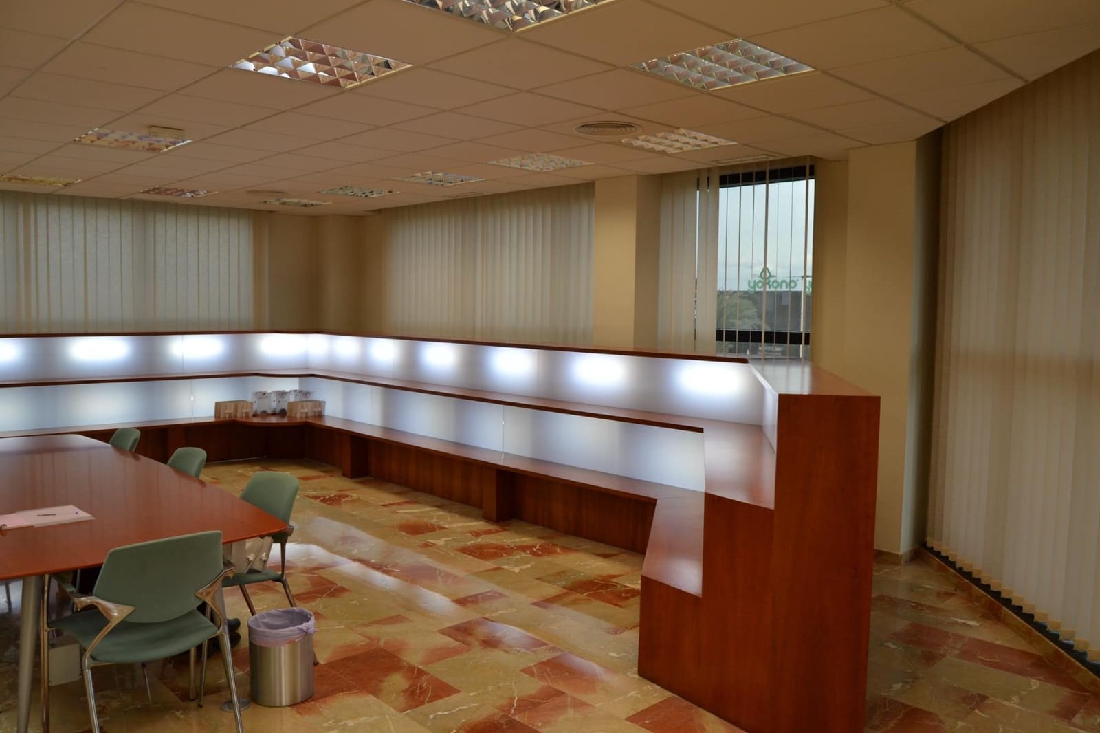 1 soveværelse Kontor til leje i Elche / Elx - € 1.500 (Ref: 9671019)