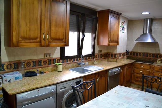 3 Zimmer Wohnung zu verkaufen in Crevillente / Crevillent mit Garage - 159.900 € (Ref: 9671020)