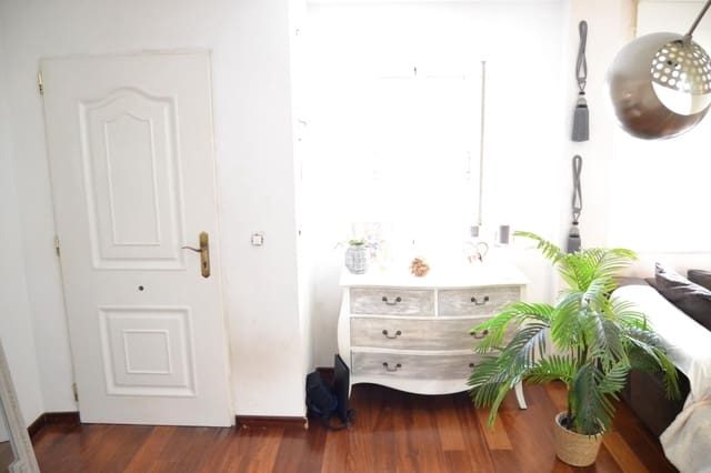 3 slaapkamer Rijtjeshuis te koop in Perleta, Elche / Elx met zwembad - € 299.000 (Ref: 9671022)