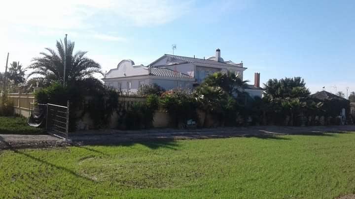 5 slaapkamer Villa te koop in San Fulgencio met zwembad garage - € 700.000 (Ref: 9671031)