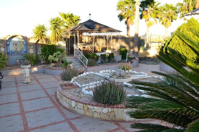 5 Zimmer Villa zu verkaufen in San Fulgencio mit Pool Garage - 700.000 € (Ref: 9671031)