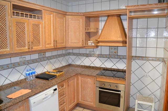 3 bedroom Bungalow for sale in Los Balcones with pool garage - € 220,000 (Ref: 9695306)