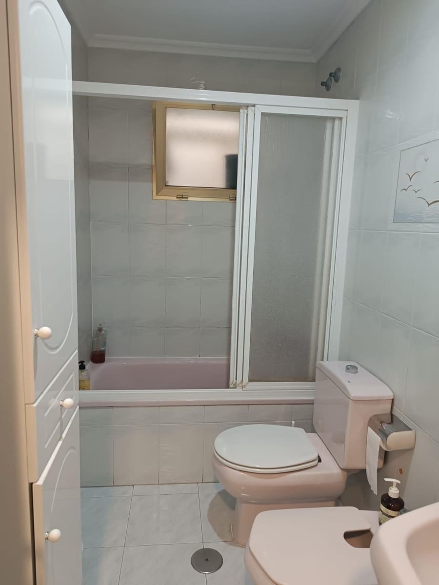 3 makuuhuone Asunto myytävänä paikassa Elche / Elx mukana 
autotalli - 160 000 € (Ref: 9711942)