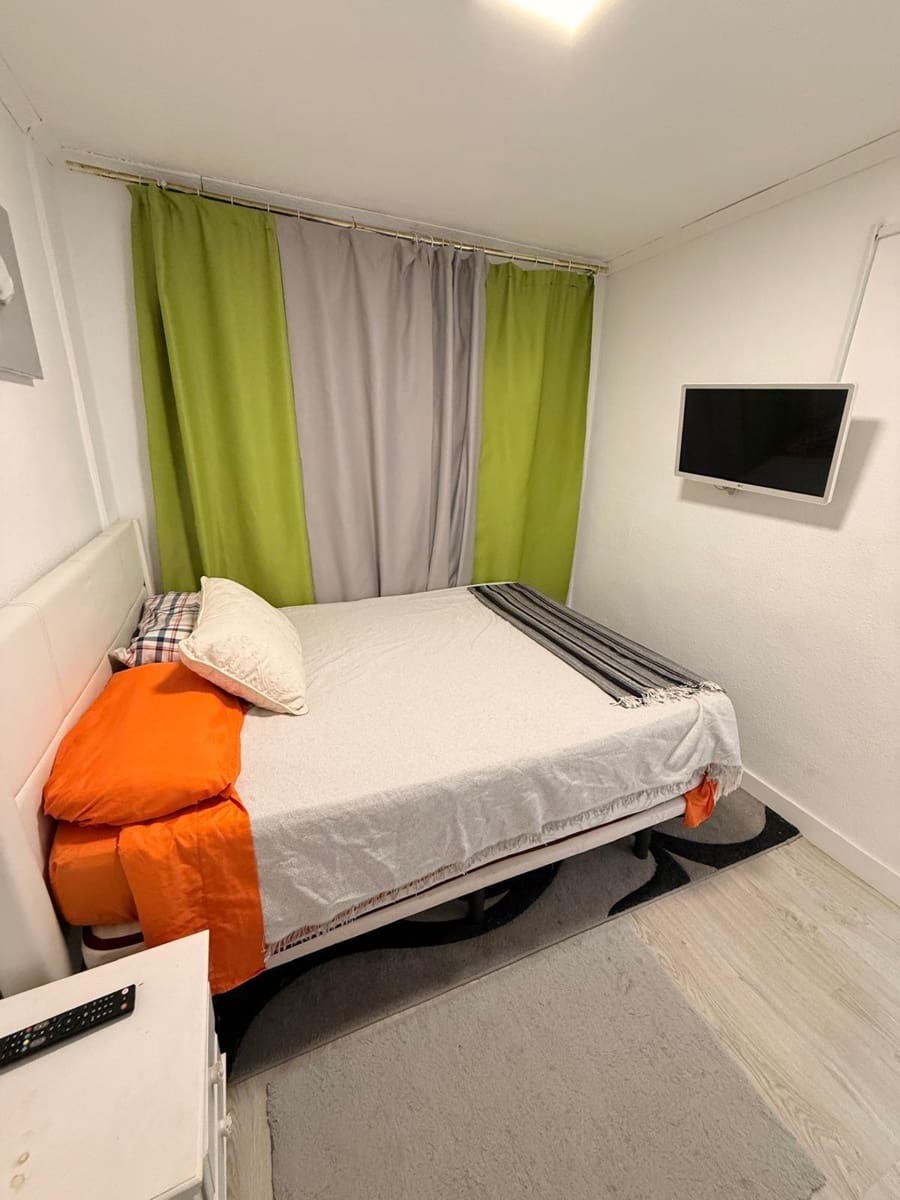 1 makuuhuone Asunto myytävänä paikassa Benidorm mukana uima-altaan 
autotalli - 279 000 € (Ref: 9791014)