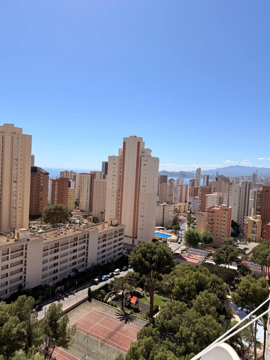 1 makuuhuone Asunto myytävänä paikassa Benidorm mukana uima-altaan 
autotalli - 279 000 € (Ref: 9791014)