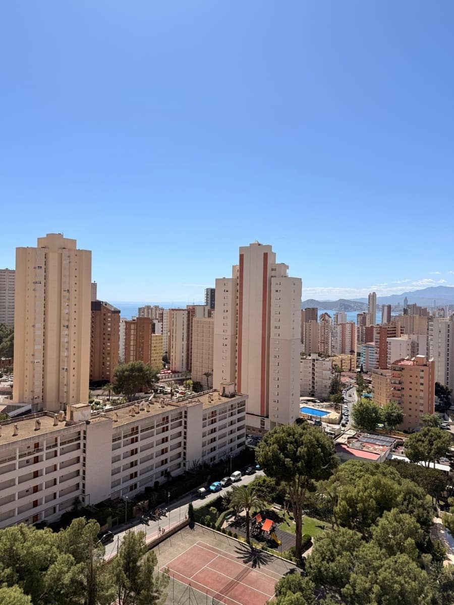 1 makuuhuone Asunto myytävänä paikassa Benidorm mukana uima-altaan 
autotalli - 279 000 € (Ref: 9791014)