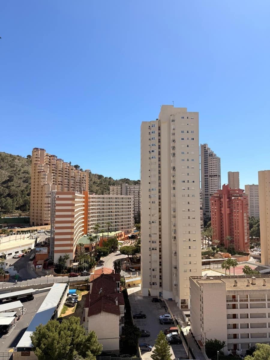 1 makuuhuone Asunto myytävänä paikassa Benidorm mukana uima-altaan 
autotalli - 279 000 € (Ref: 9791014)